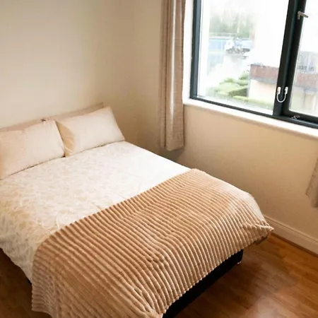 Stylish Spacious Duplex In Lejlighed